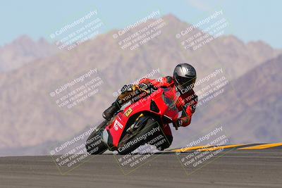 media/Oct-08-2022-SoCal Trackdays (Sat) [[1fc3beec89]]/Turn 9 (1pm)/